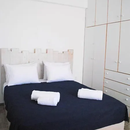 Holiday home Petalou House *