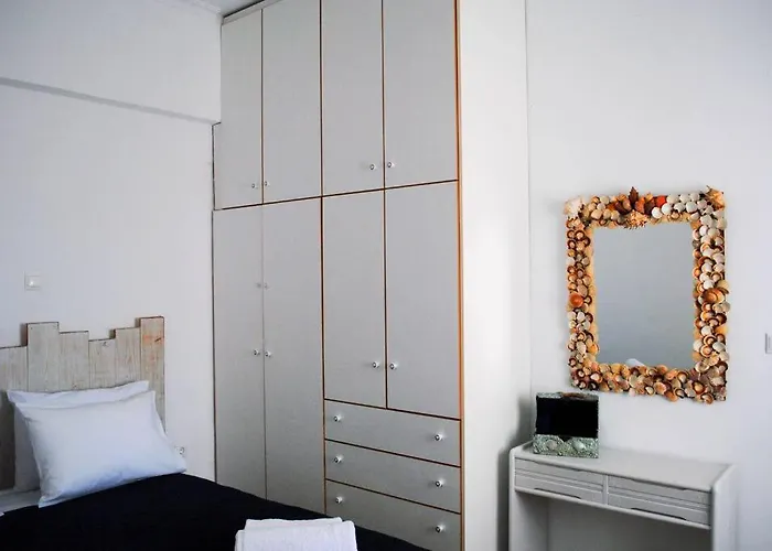 펜션 Petalou House